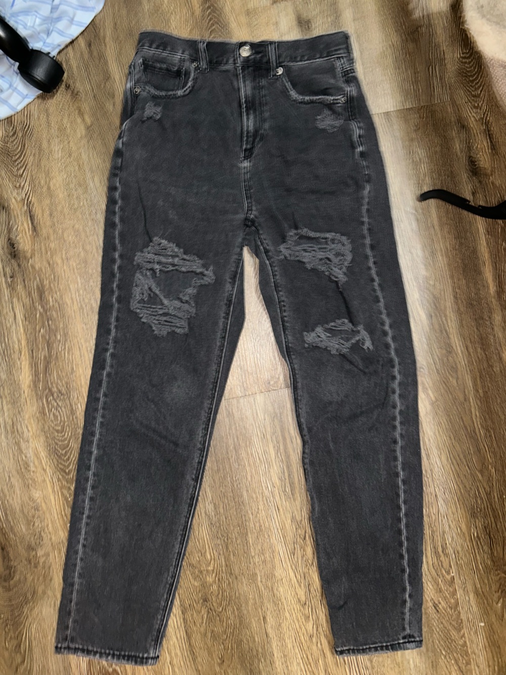American Eagle Outfitters Black Distressed Skinny Jeans